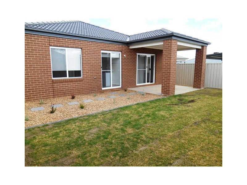 10 JACKA STREET, Wodonga VIC 3690