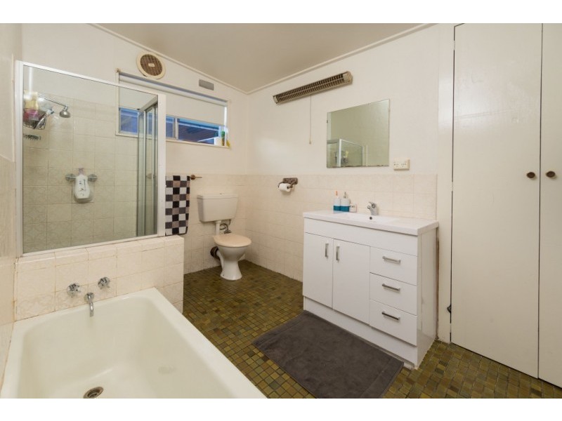 6 WILSON STREET, Wodonga VIC 3690