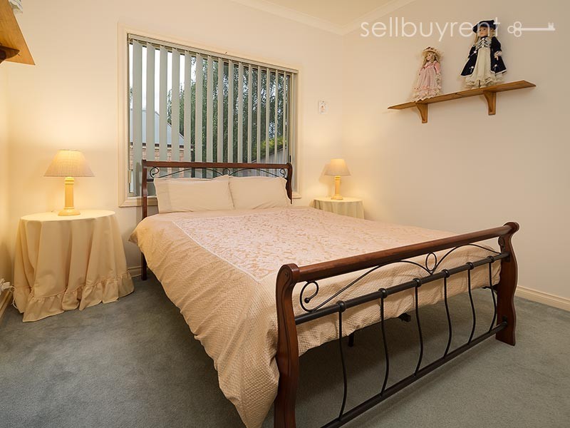 2 FENWICK COURT, Wodonga VIC 3690