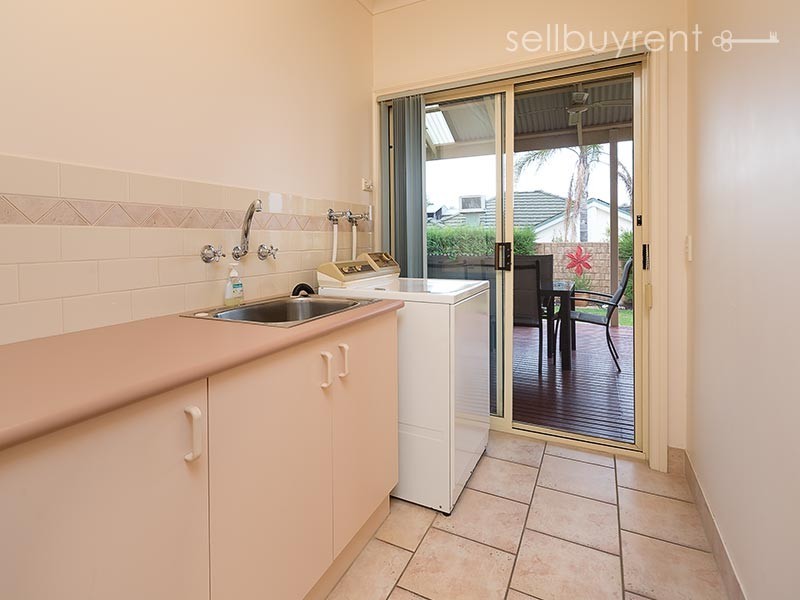 2 FENWICK COURT, Wodonga VIC 3690