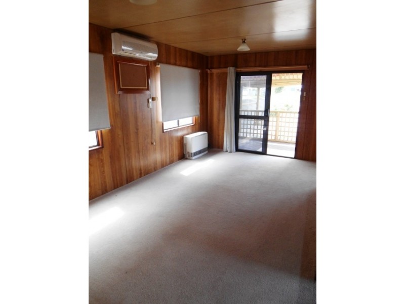 10a CONNESS STREET, Chiltern VIC 3683