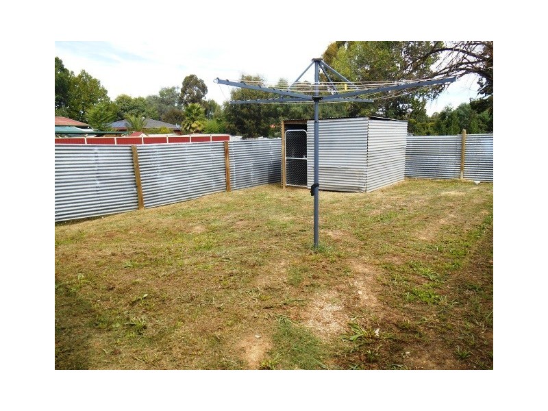 10a CONNESS STREET, Chiltern VIC 3683