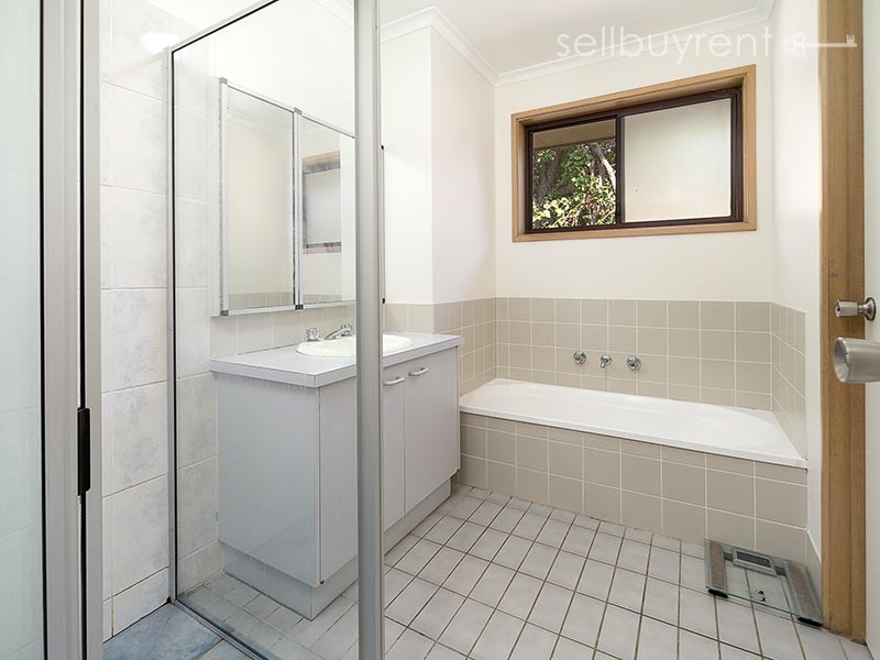 32 MENZIES STREET, Wodonga VIC 3690