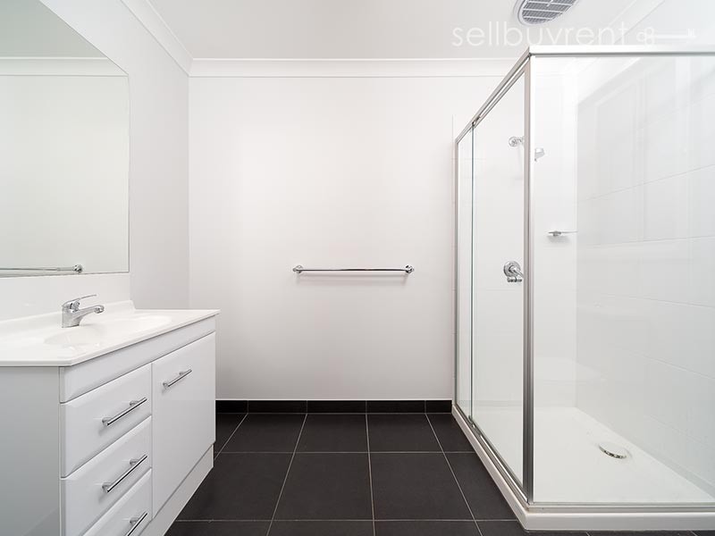 2 VICTORIA CROSS PARADE, Wodonga VIC 3690