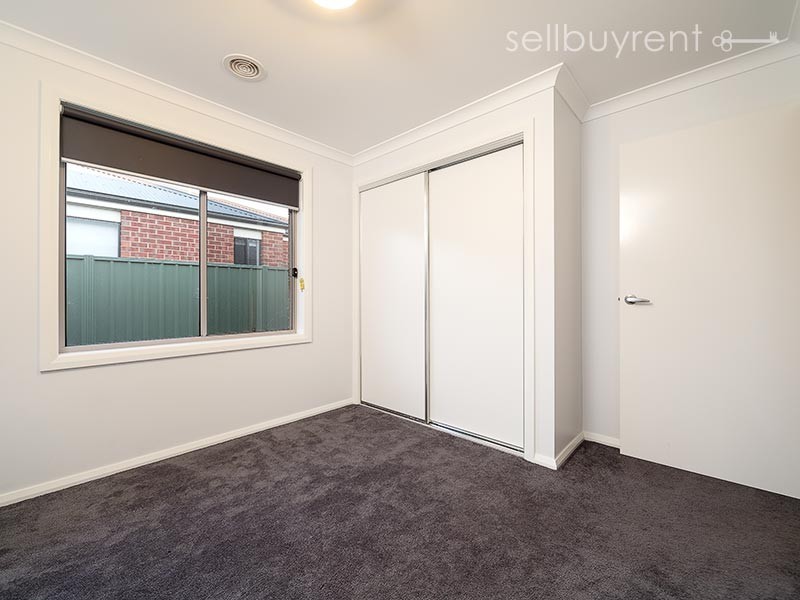 2 VICTORIA CROSS PARADE, Wodonga VIC 3690