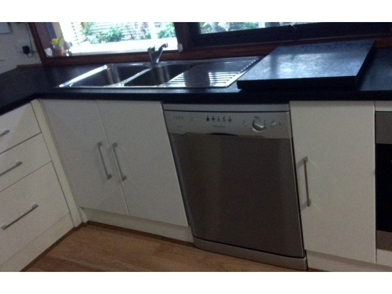 4 KIEWA EAST ROAD, Kiewa VIC 3691