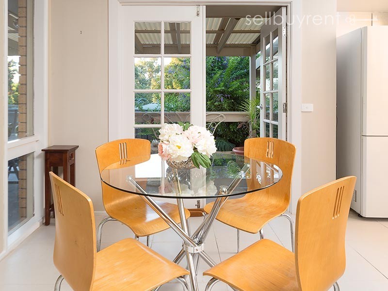 19 COOK PLACE, Wodonga VIC 3690