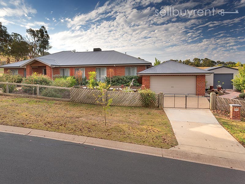 2 INNISBROOK AVENUE, Wodonga VIC 3690
