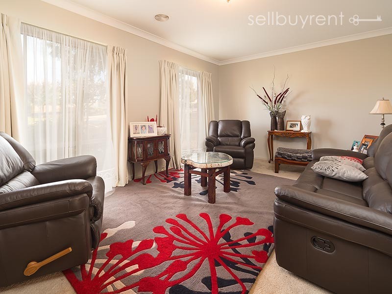 2 INNISBROOK AVENUE, Wodonga VIC 3690