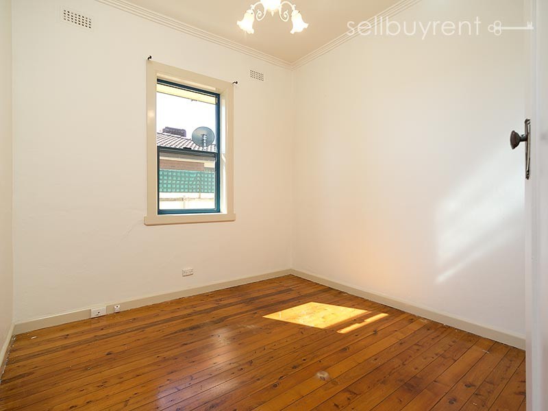 2/424 KOTTHOFF STREET, Lavington NSW 2641