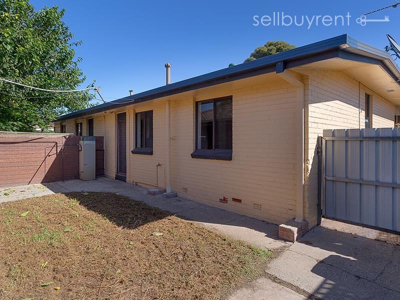 2/424 KOTTHOFF STREET, Lavington NSW 2641