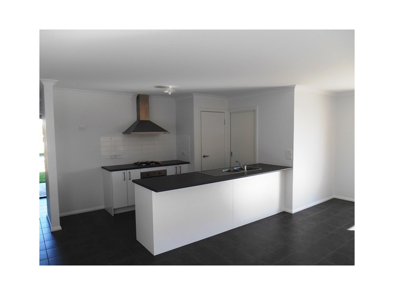 12 JOYNT CLOSE, Wodonga VIC 3690