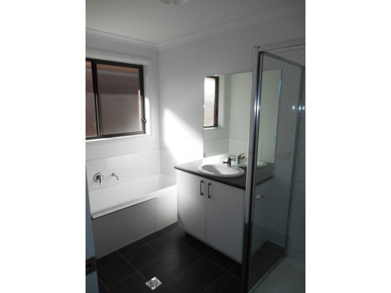 12 JOYNT CLOSE, Wodonga VIC 3690