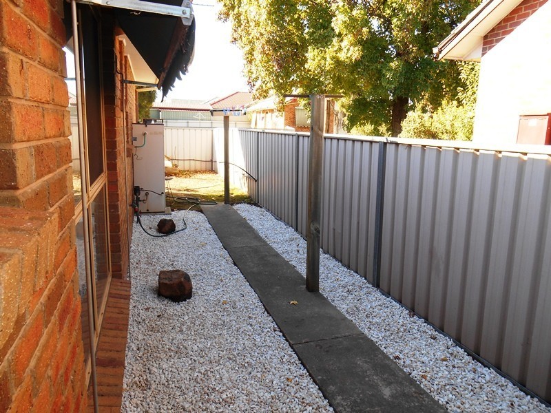 1/31 HEREFORD STREET, Wodonga VIC 3690