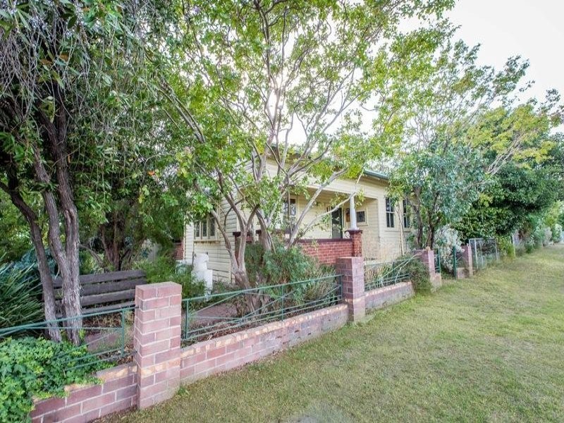 8 HAVELOCK STREET, Wodonga VIC 3690