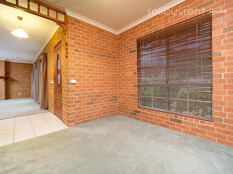1 HELSINGOR AVENUE, Wodonga VIC 3690