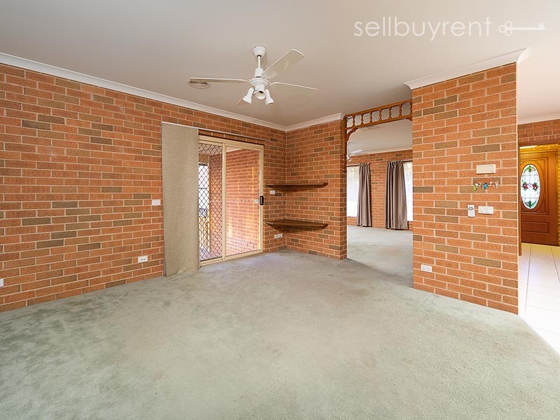 1 HELSINGOR AVENUE, Wodonga VIC 3690