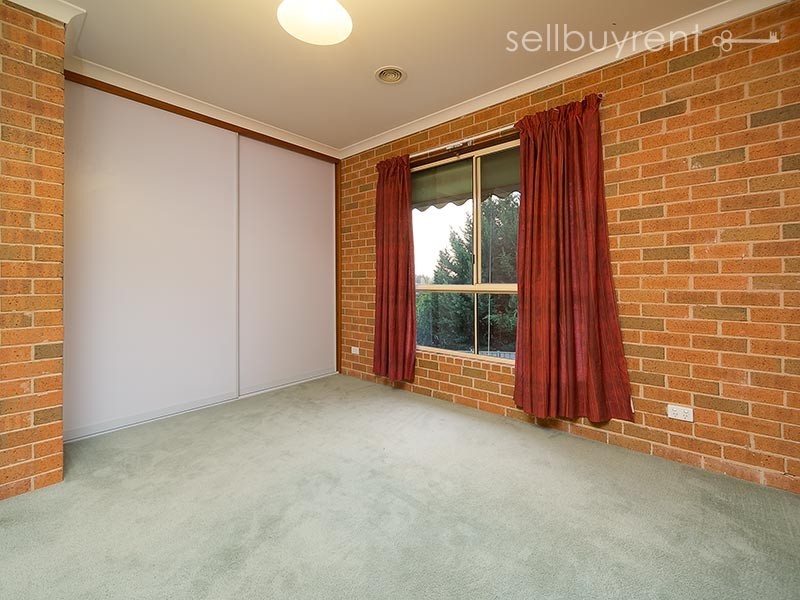 1 HELSINGOR AVENUE, Wodonga VIC 3690