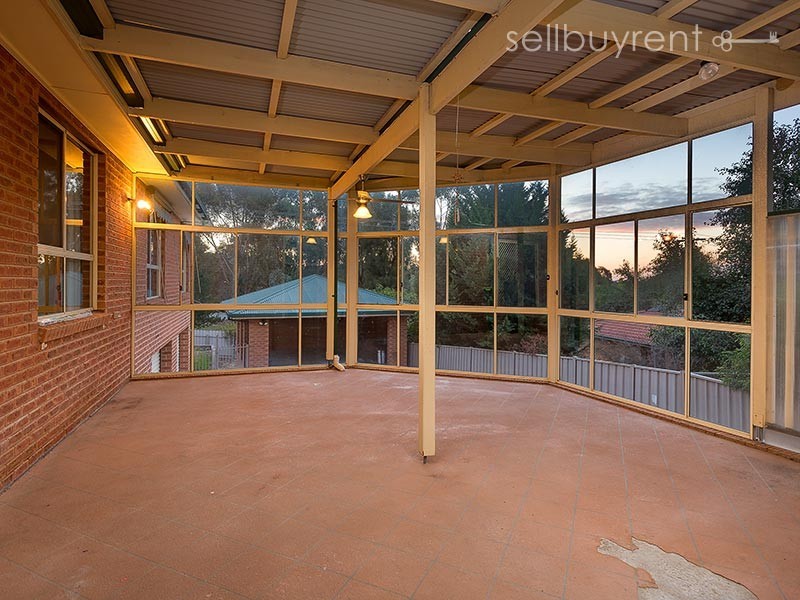 1 HELSINGOR AVENUE, Wodonga VIC 3690
