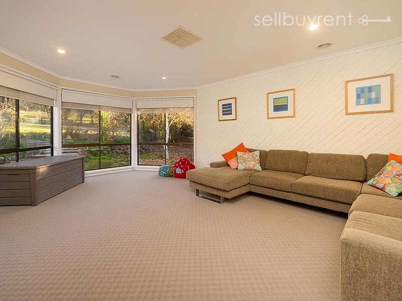 23 MCCULLOCH CRESCENT, Wodonga VIC 3690