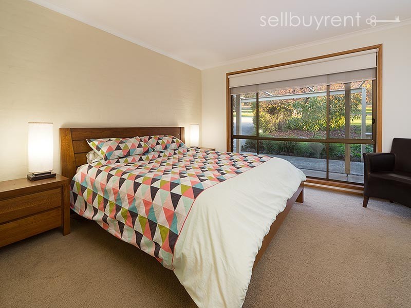 23 MCCULLOCH CRESCENT, Wodonga VIC 3690