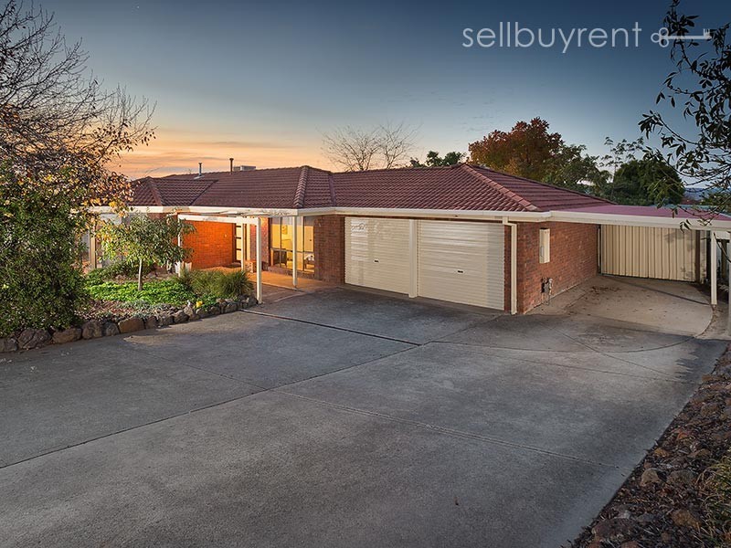 23 MCCULLOCH CRESCENT, Wodonga VIC 3690
