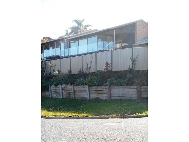 403 CARLMA CRESCENT, Lavington NSW 2641