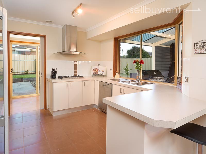 8 DAVID PLACE, Wodonga VIC 3690