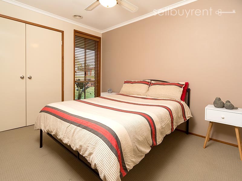 8 DAVID PLACE, Wodonga VIC 3690