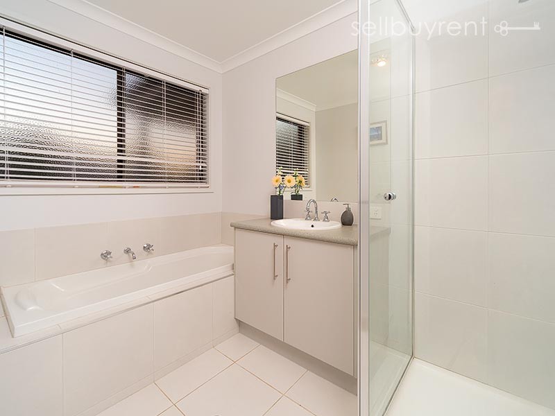 1 OLSEN PLACE, Baranduda VIC 3691