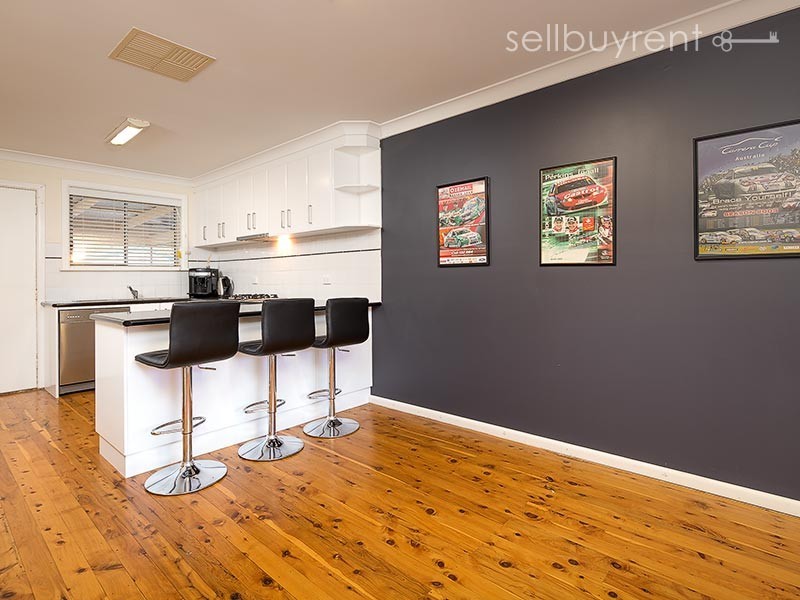 3 LOWANNA, Wodonga VIC 3690