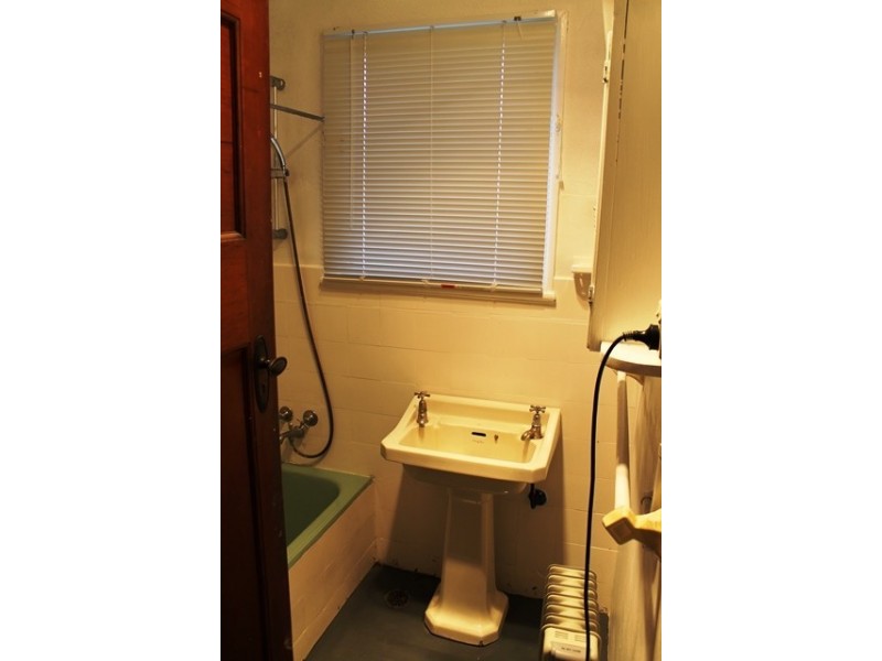 560 HANEL STREET, Albury NSW 2640