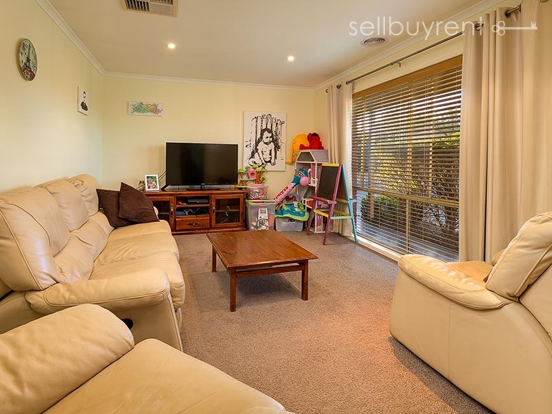 4 BISQUE COURT, Wodonga VIC 3690