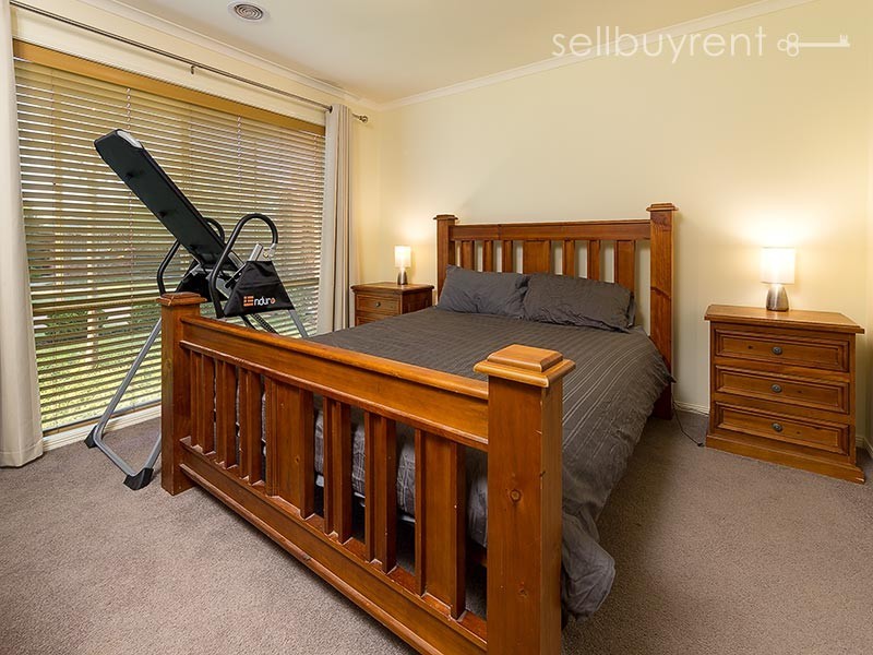 4 BISQUE COURT, Wodonga VIC 3690