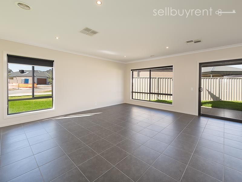 29 AXFORD BOULEVARD, Wodonga VIC 3690