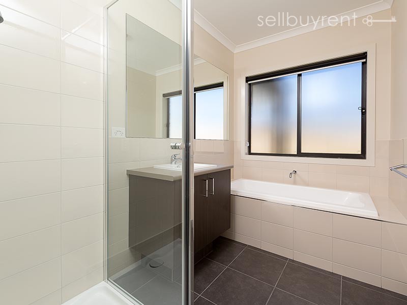 29 AXFORD BOULEVARD, Wodonga VIC 3690