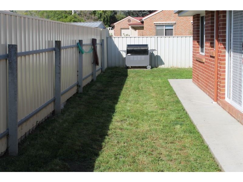 1/20 TEMPLETON PLACE, West Wodonga VIC 3690