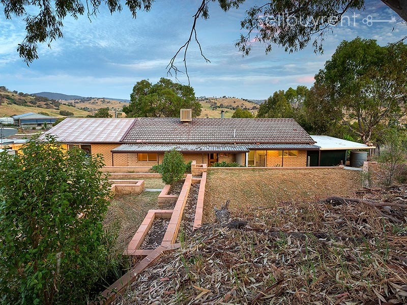 13 BEARDMORE STREET, Bethanga VIC 3691