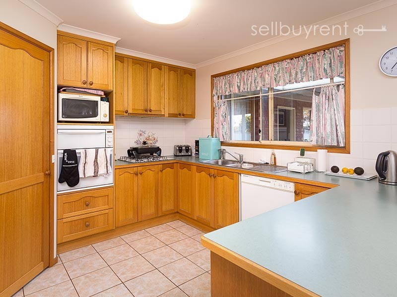 14 KOETONG CRESCENT, Wodonga VIC 3690