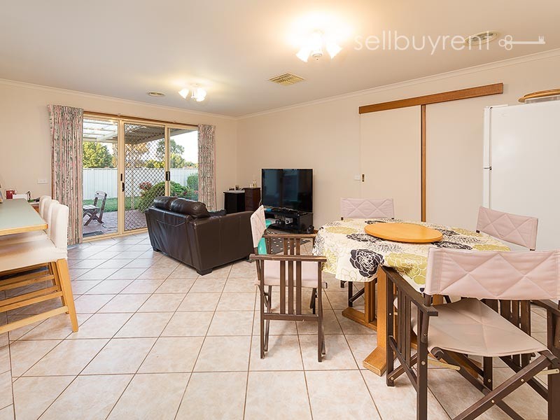 14 KOETONG CRESCENT, Wodonga VIC 3690