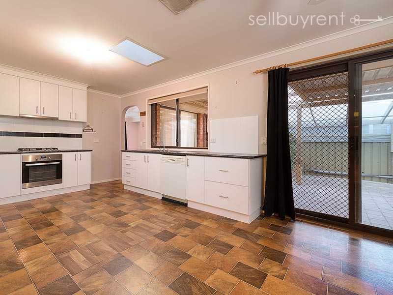 24 CAMPBELL AVENUE, Wodonga VIC 3690