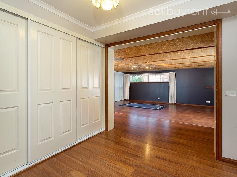 24 CAMPBELL AVENUE, Wodonga VIC 3690