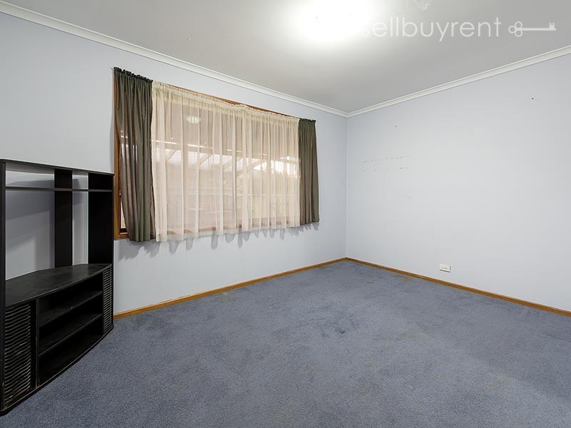 24 CAMPBELL AVENUE, Wodonga VIC 3690