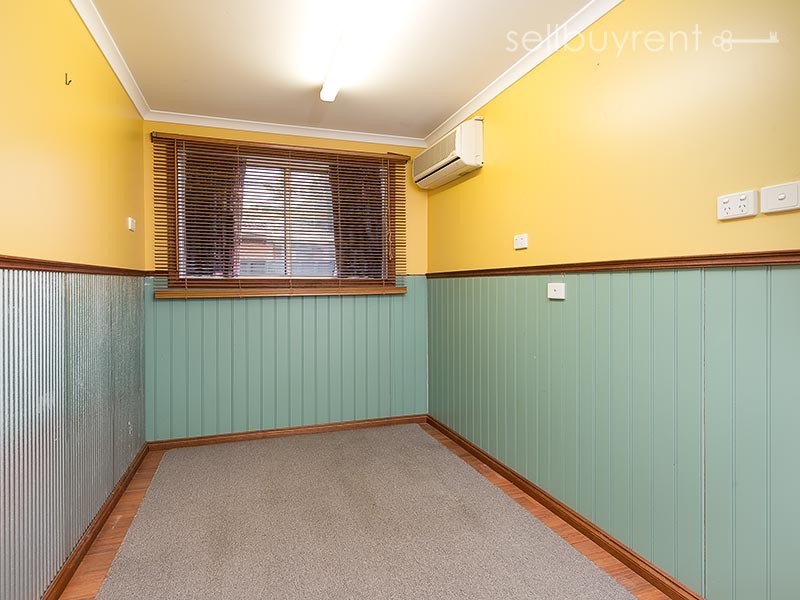 24 CAMPBELL AVENUE, Wodonga VIC 3690