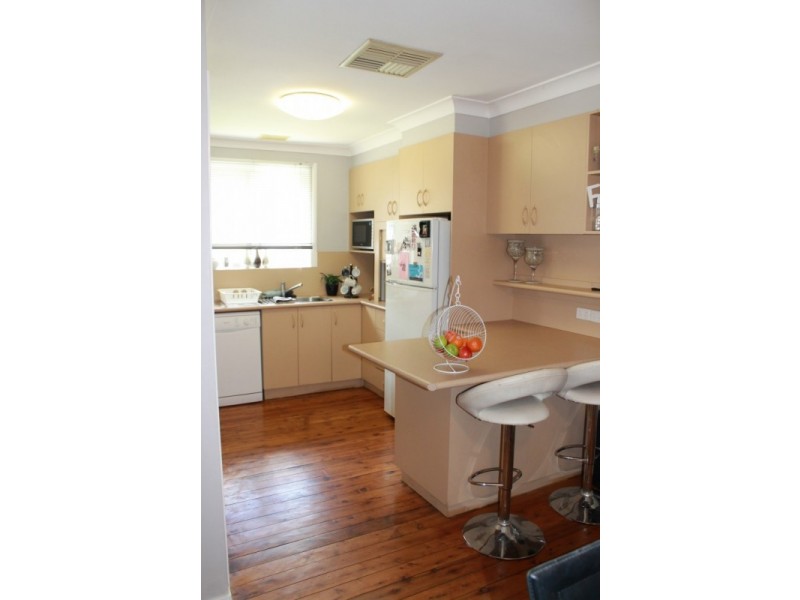 315 LAWRENCE STREET, Wodonga VIC 3690