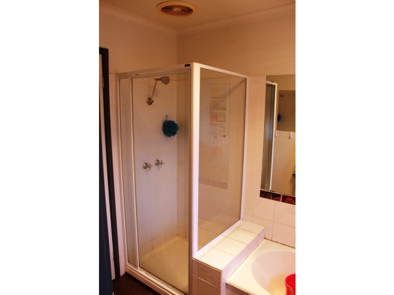 46 MCFARLAND ROAD, Wodonga VIC 3690