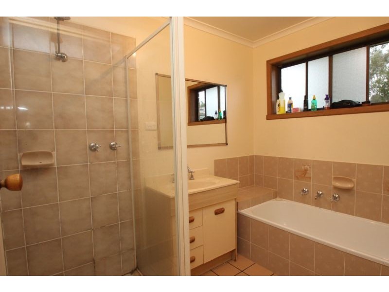 2/12 McMahon Place, Wodonga VIC 3690