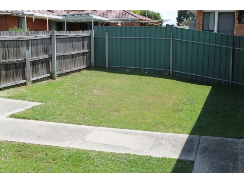 2/12 McMahon Place, Wodonga VIC 3690