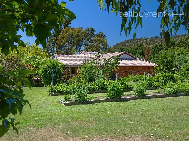 3 McGAFFIN’S ROAD, Wodonga VIC 3690