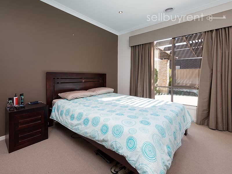 28 VICTORIA CROSS PARADE, Wodonga VIC 3690